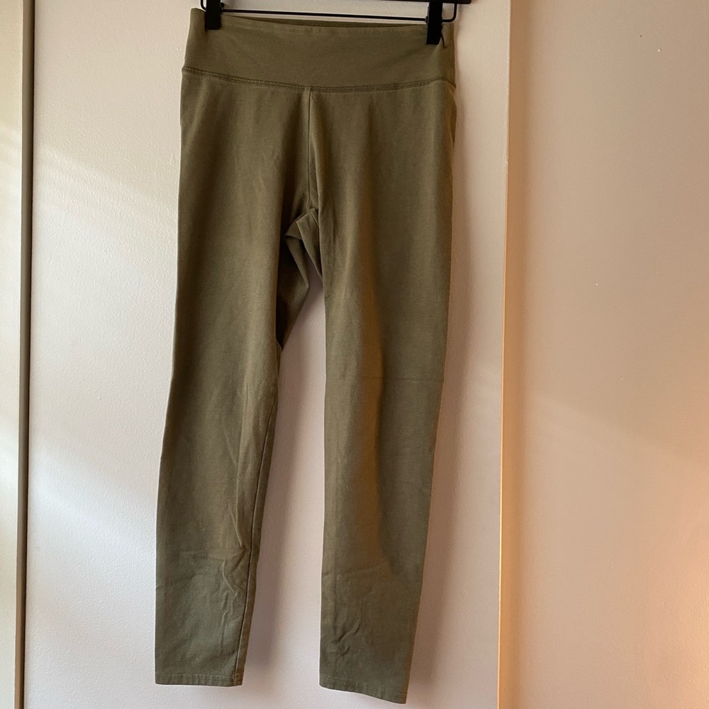 Aerie Chill Play Move Leggings Lot of 2 (M Short)